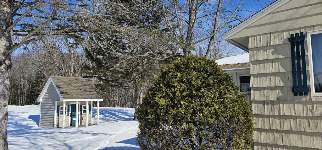 17 Oak Street Jay ME 04239