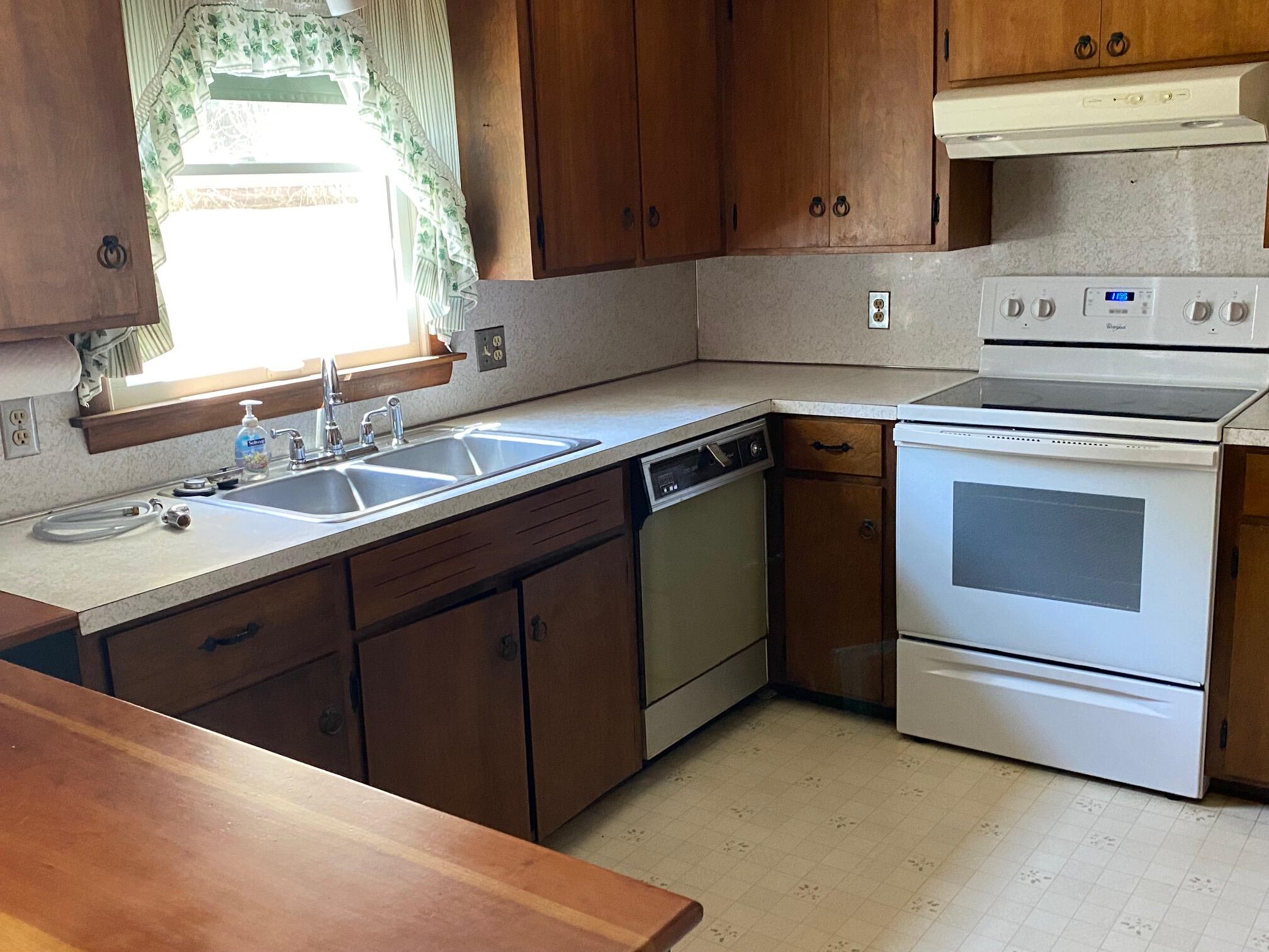 274 Belfast Road Freedom ME 04941
