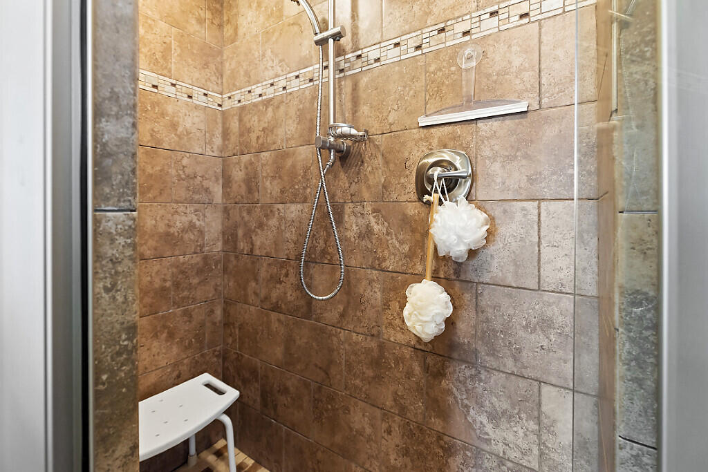 80 Taber Hill Road Vassalboro ME 04989