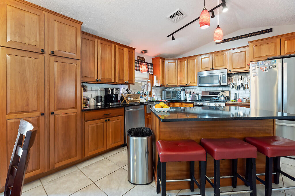 80 Taber Hill Road Vassalboro ME 04989