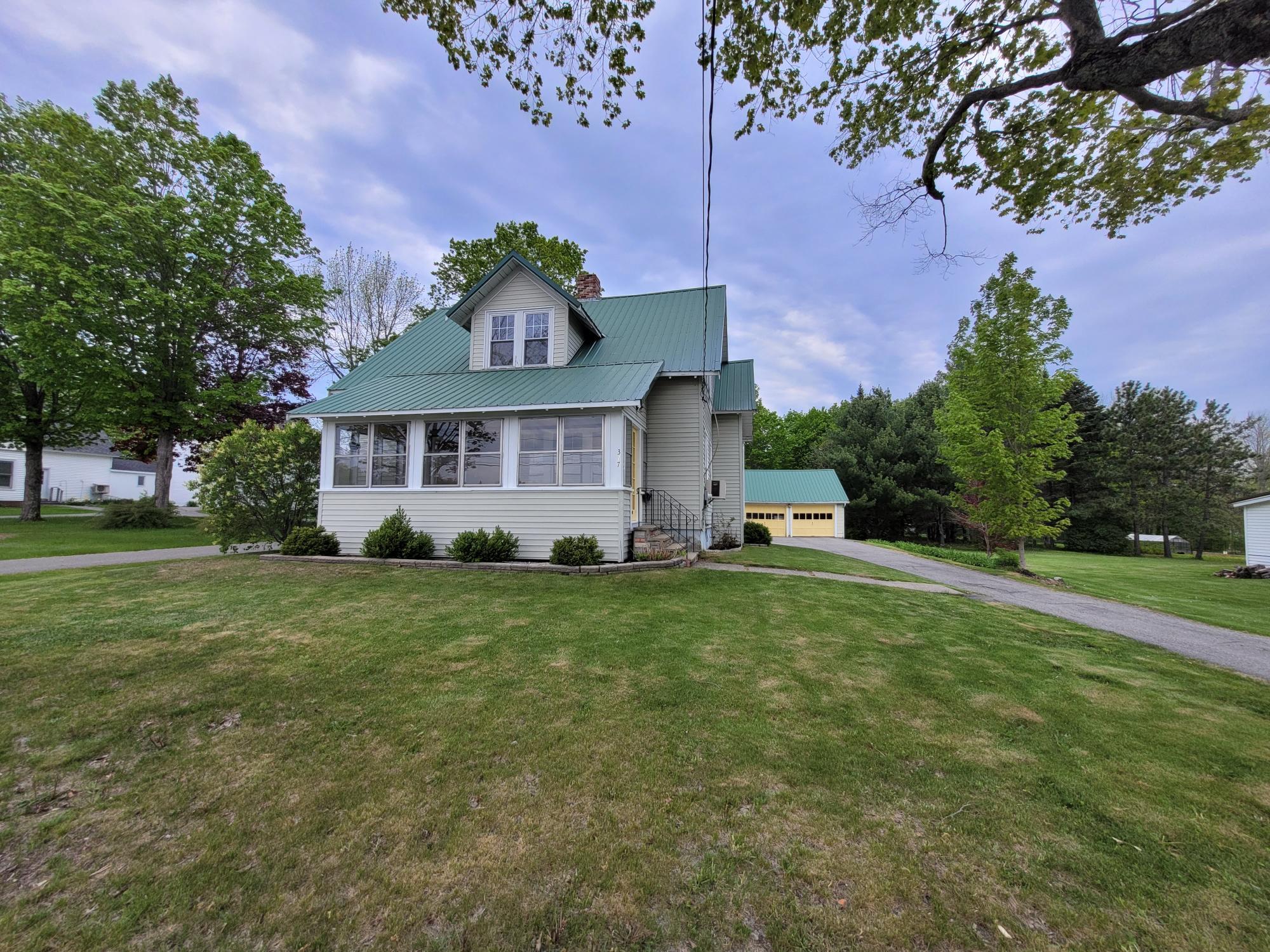 377 Somerset Avenue Pittsfield, ME