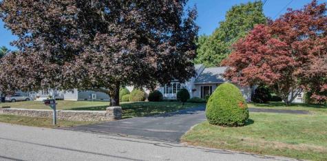 17 Hillview Avenue Saco ME 04072