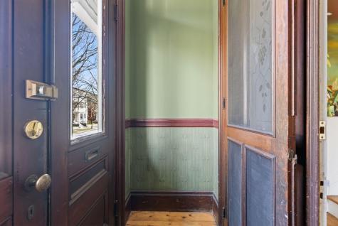 494 Cumberland Avenue Portland ME 04101
