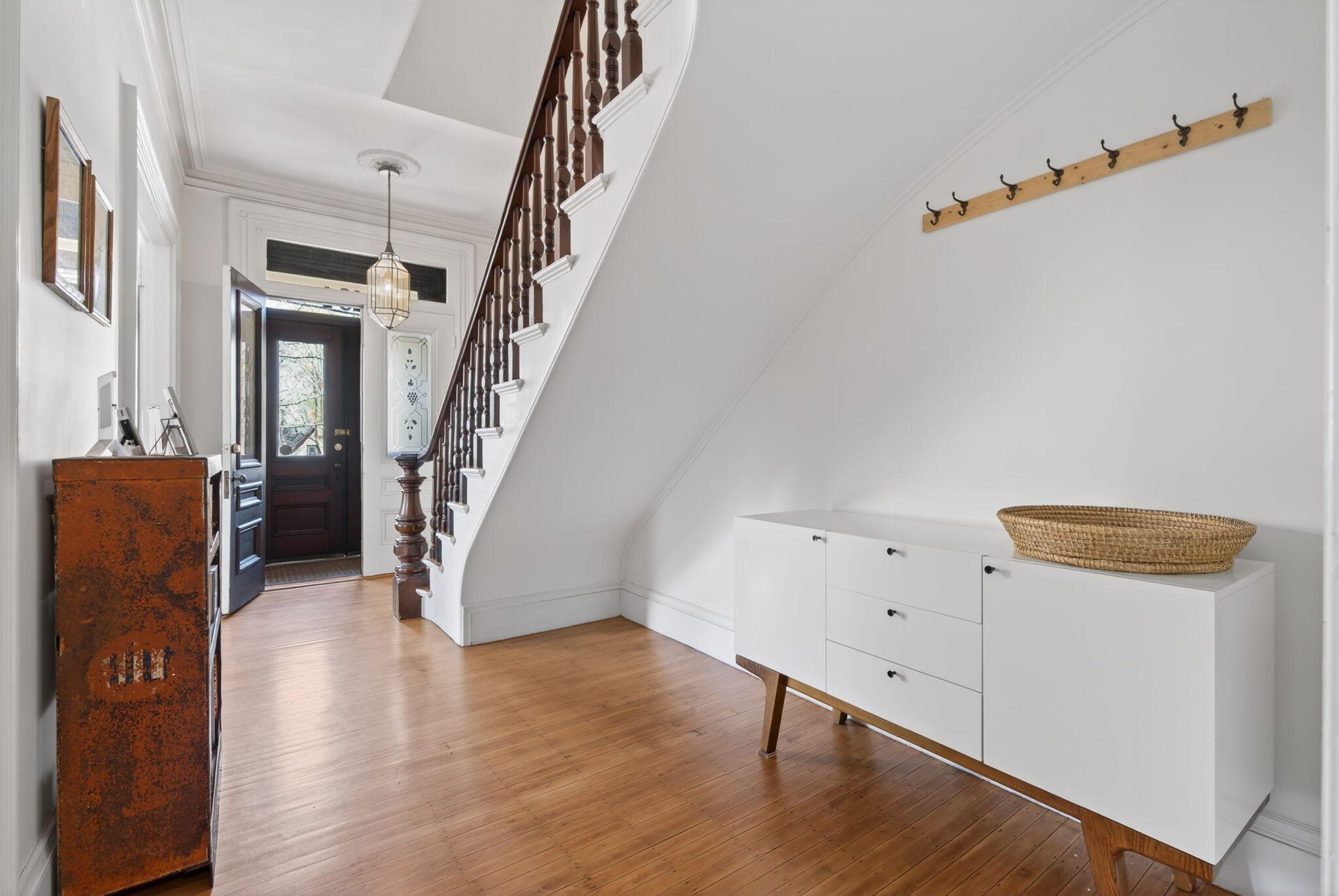 494 Cumberland Avenue Portland ME 04101