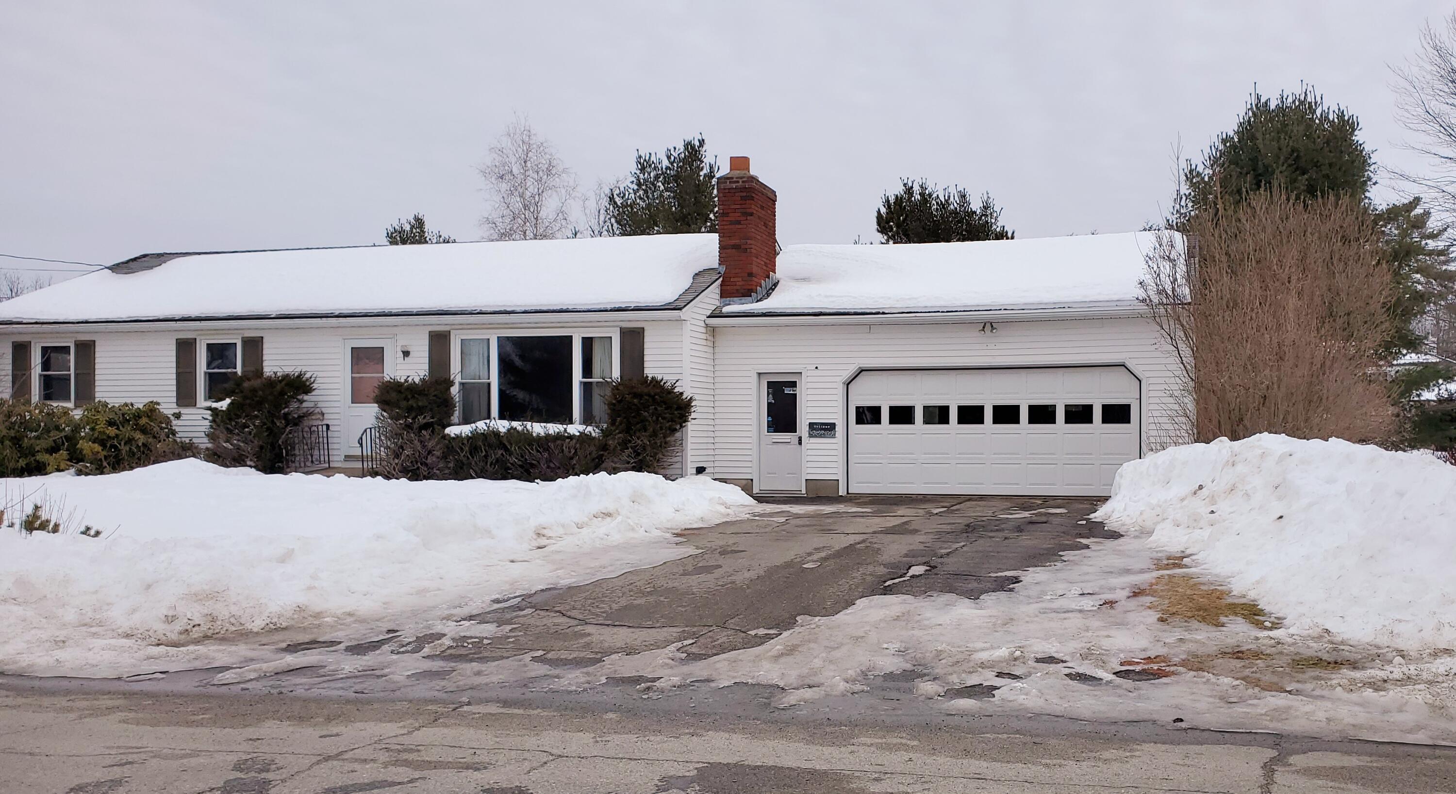 60 Clover Lane Brewer ME 04412