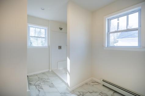 23 Streamside Drive Auburn ME 04210