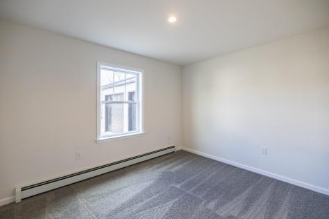 23 Streamside Drive Auburn ME 04210