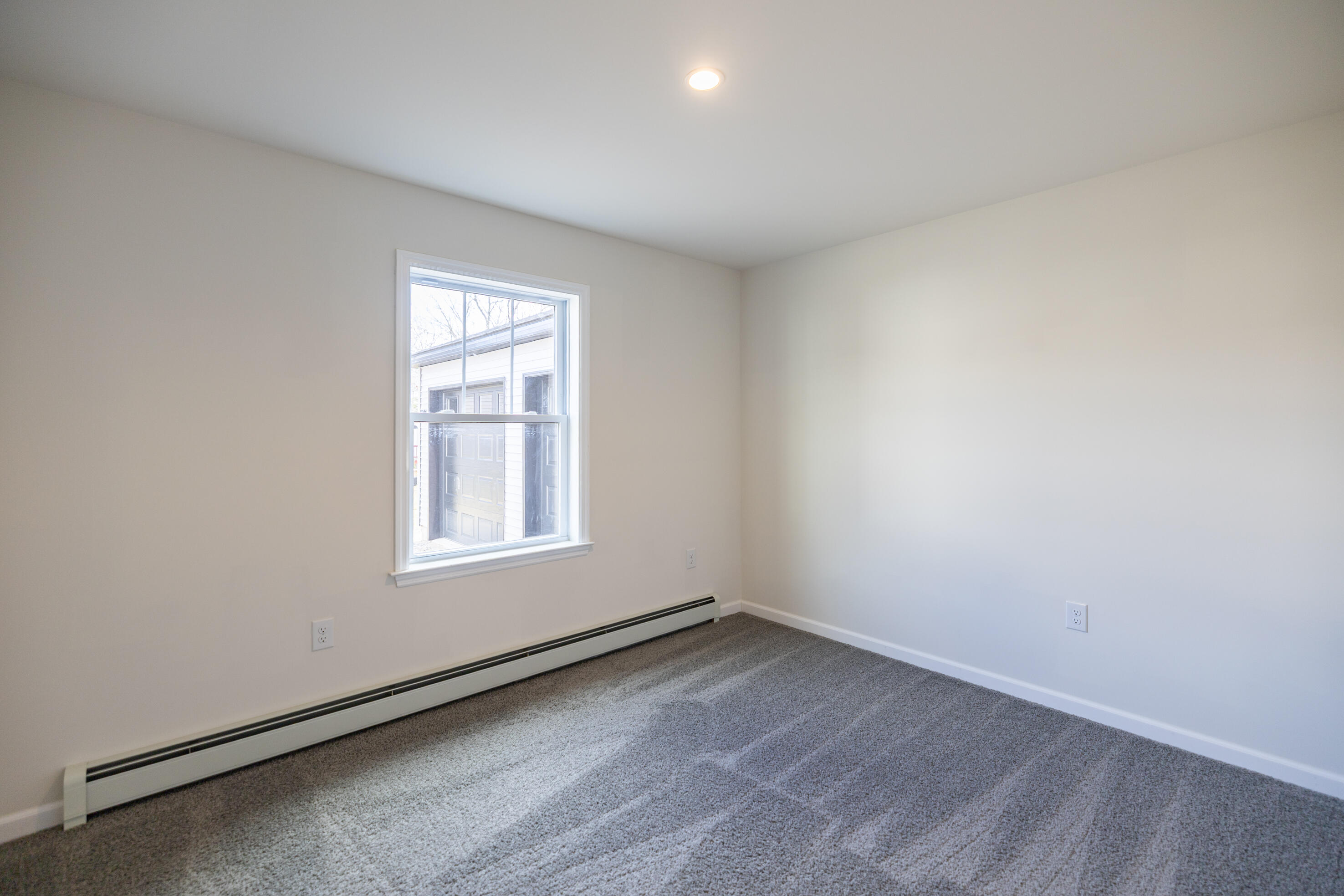 23 Streamside Drive Auburn ME 04210