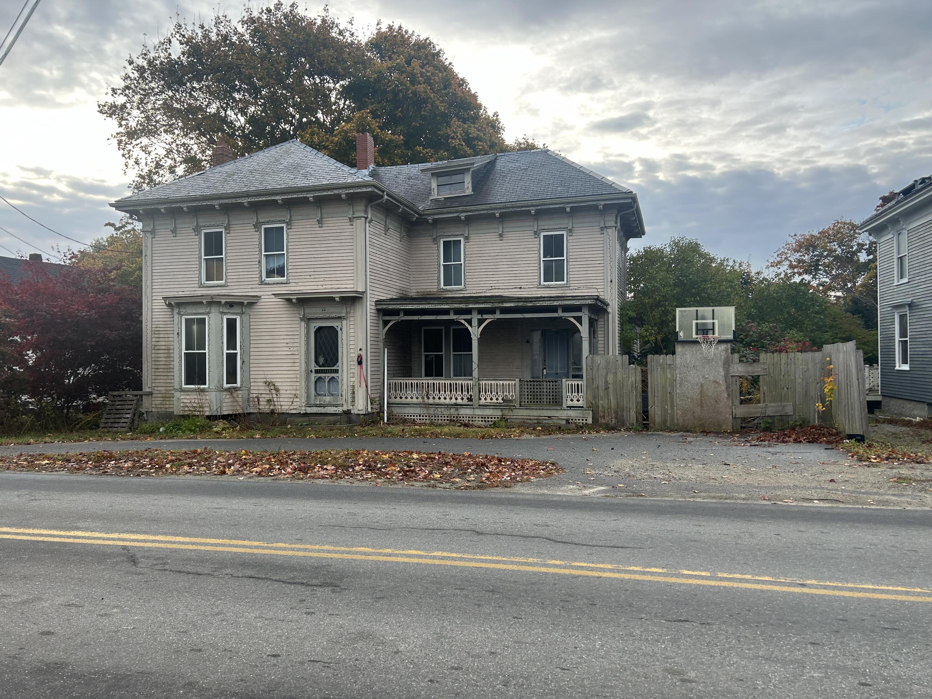 31 E Main Street Vinalhaven ME 04863