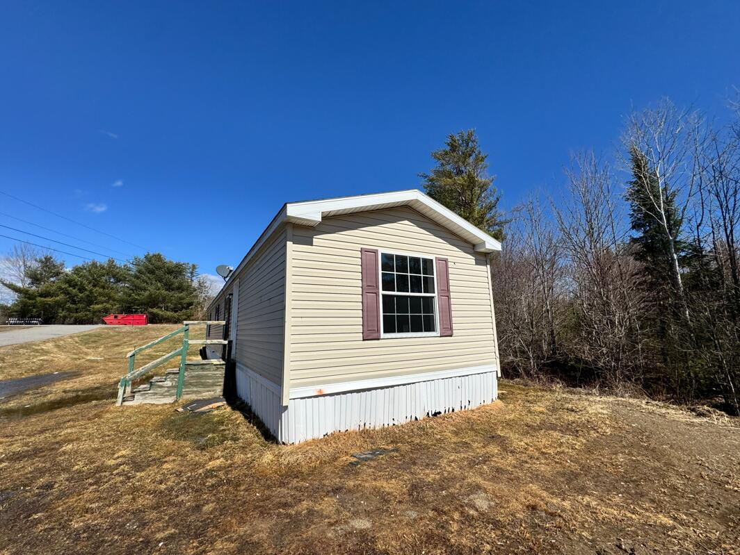 6 Northeast Way Windsor ME 04363