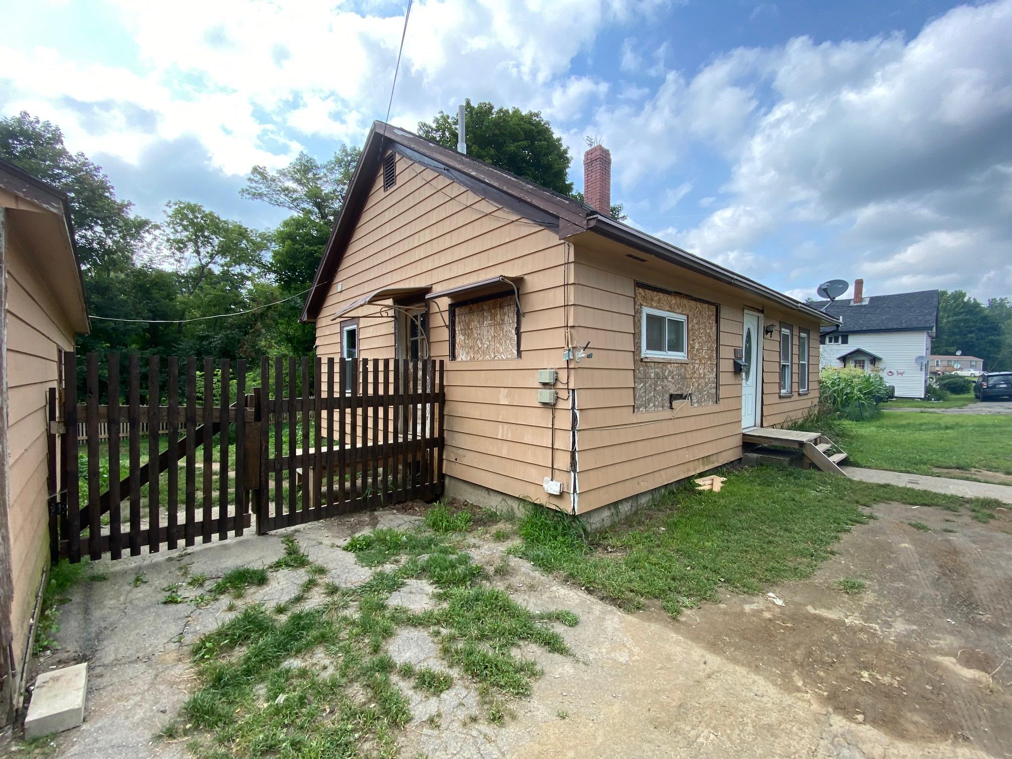 21 Water Street Dexter ME 04930