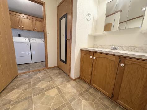 3 Ivy Drive Norway ME 04268