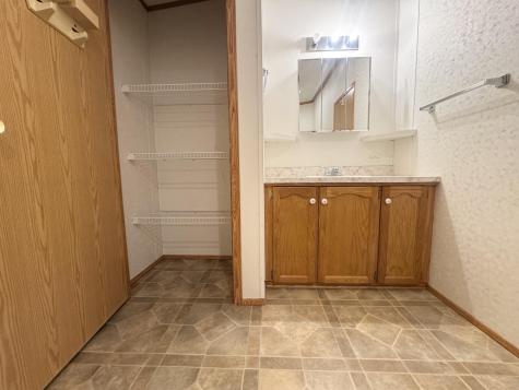 3 Ivy Drive Norway ME 04268