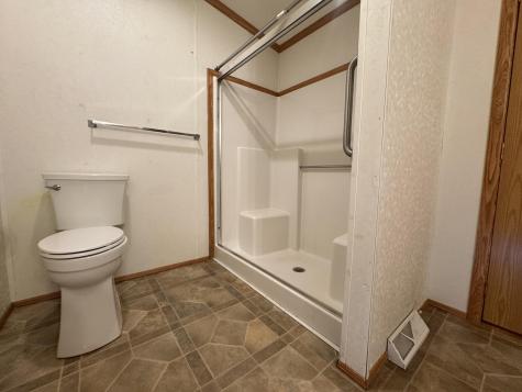 3 Ivy Drive Norway ME 04268