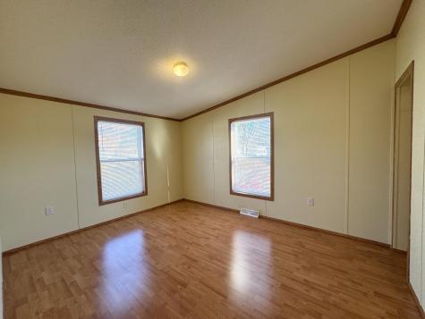 3 Ivy Drive Norway ME 04268