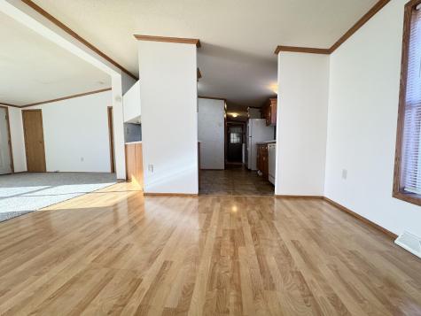 3 Ivy Drive Norway ME 04268