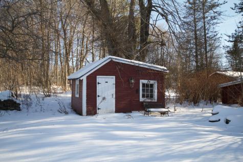 103 Pleasant Street Dexter ME 04930