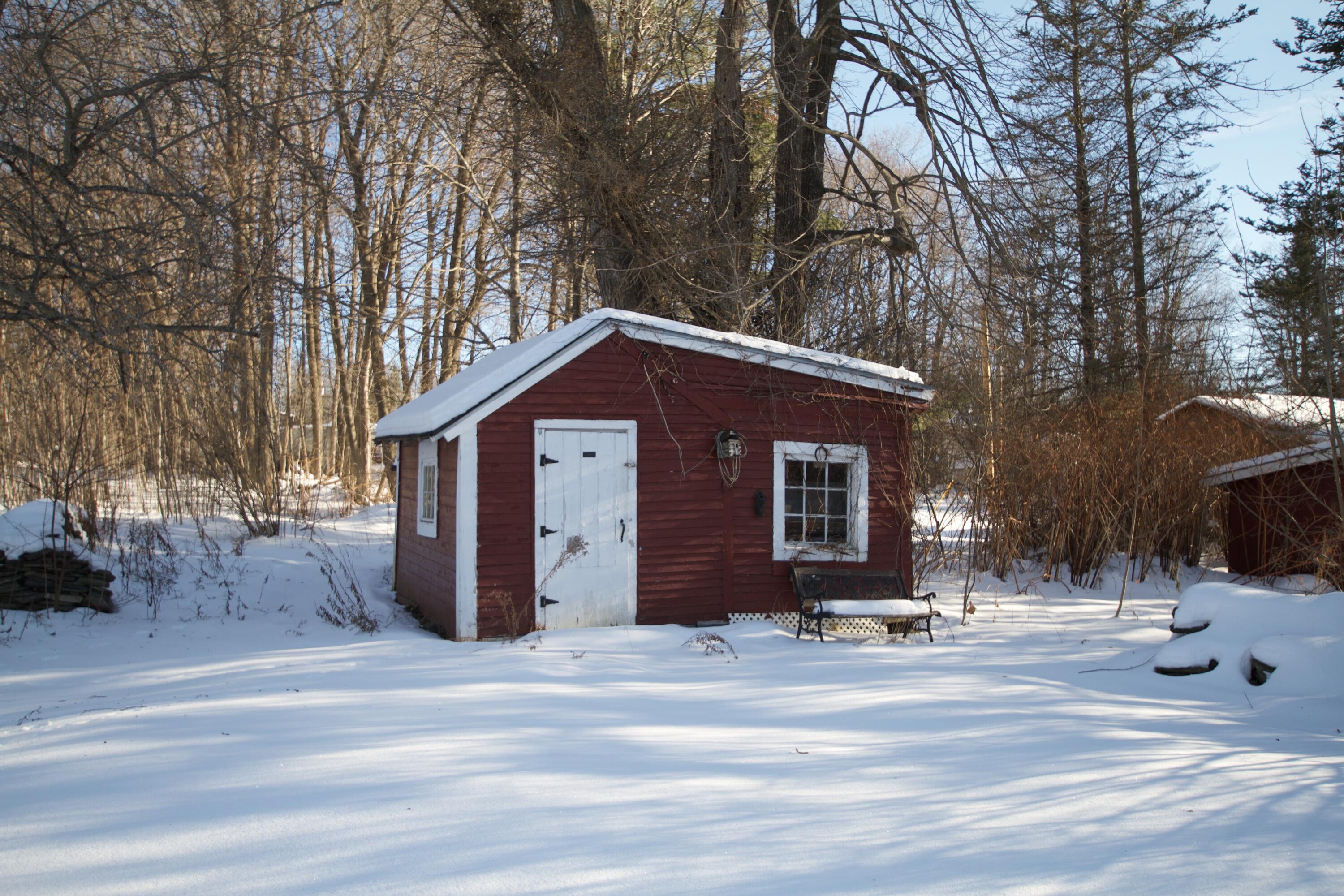 103 Pleasant Street Dexter ME 04930