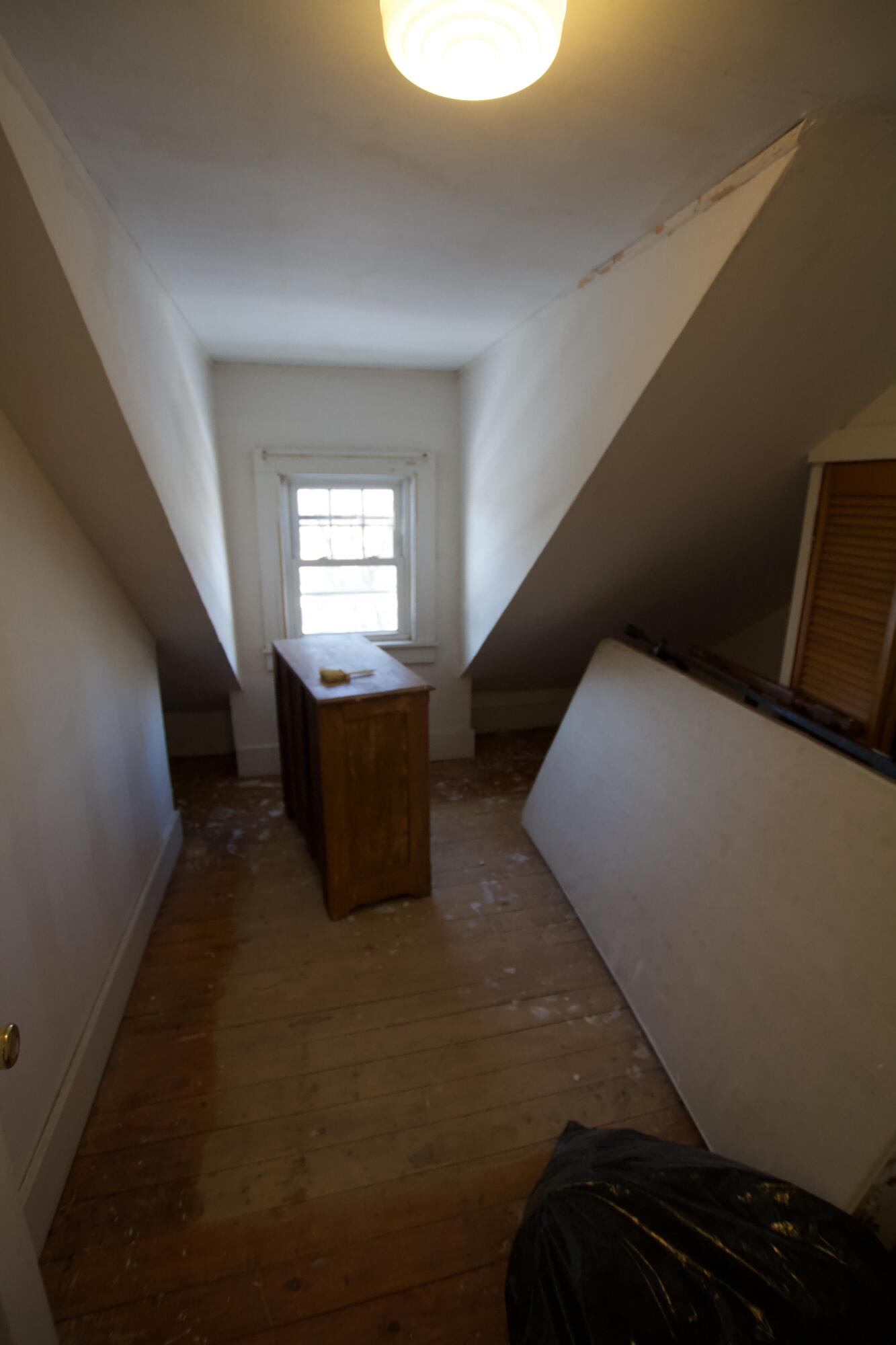 103 Pleasant Street Dexter ME 04930