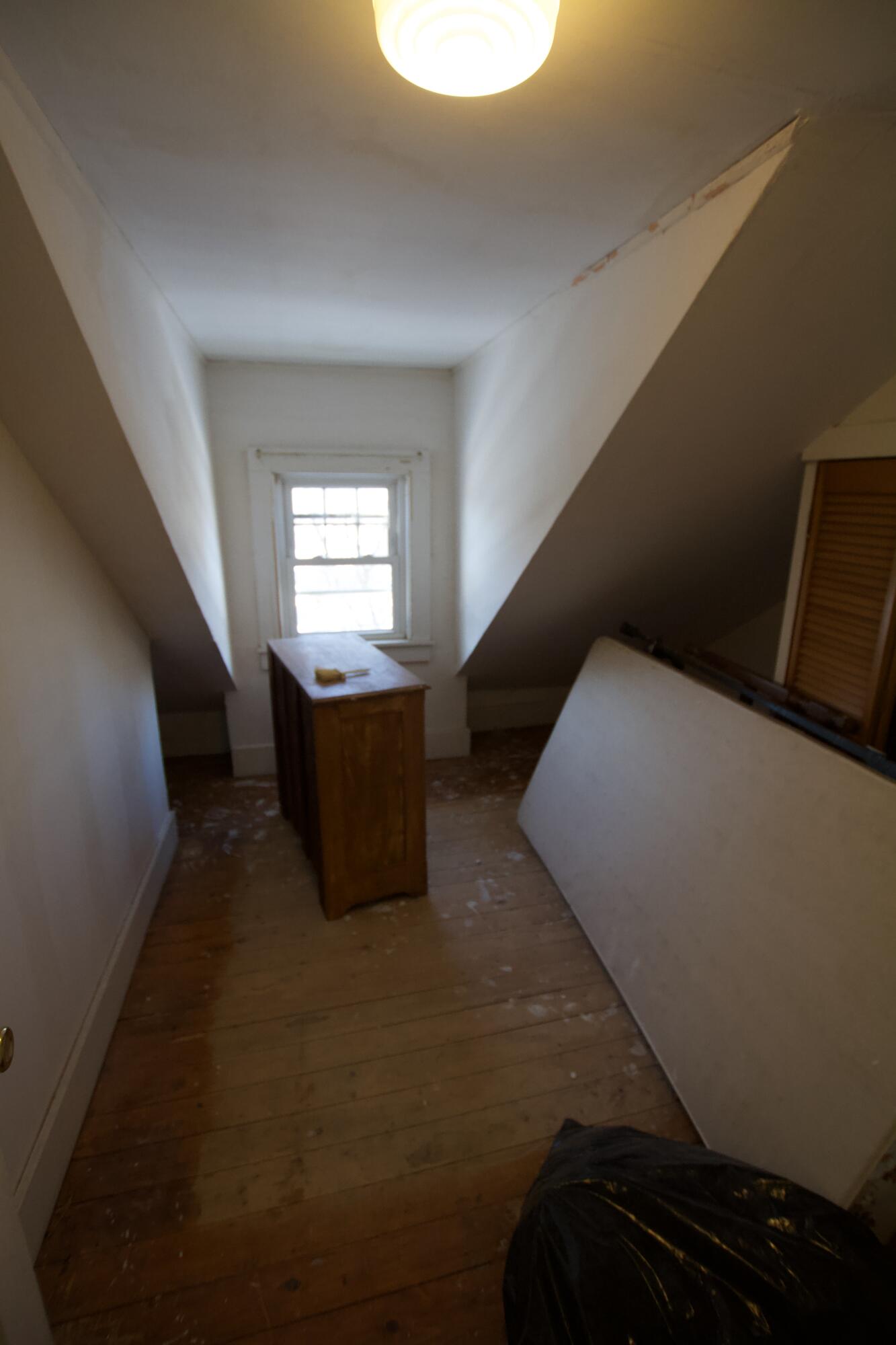 103 Pleasant Street Dexter ME 04930