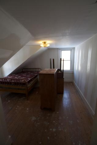 103 Pleasant Street Dexter ME 04930