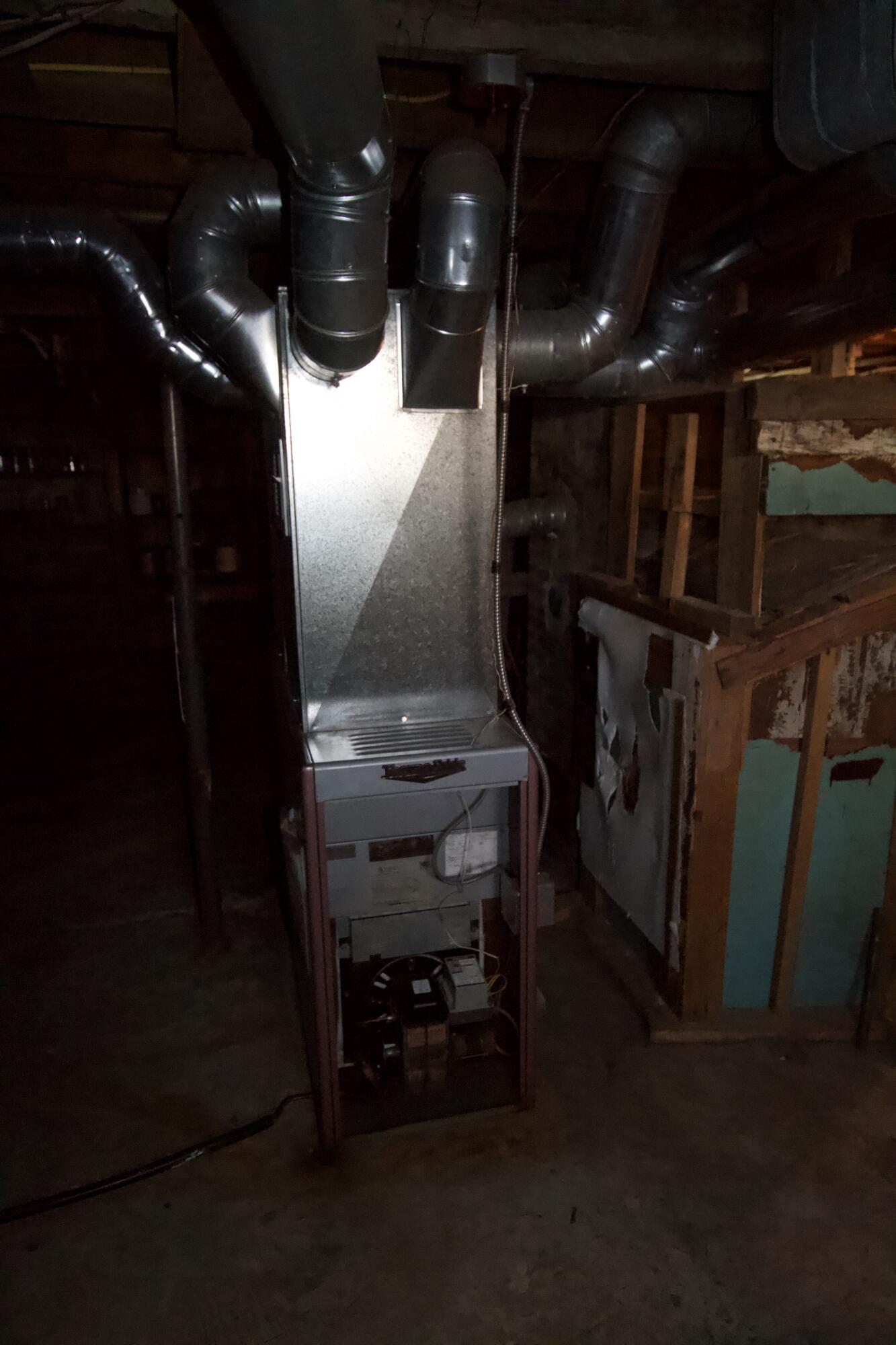 103 Pleasant Street Dexter ME 04930