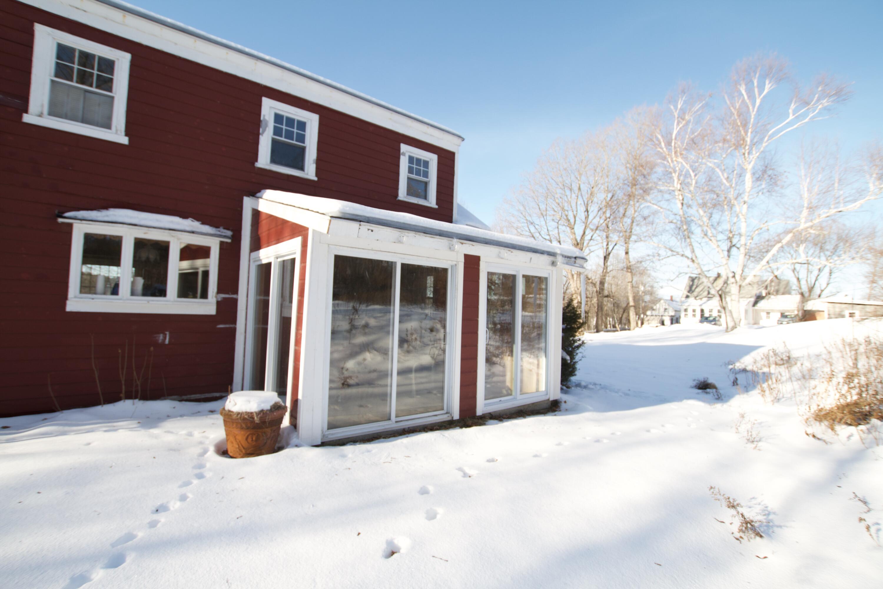 103 Pleasant Street Dexter ME 04930