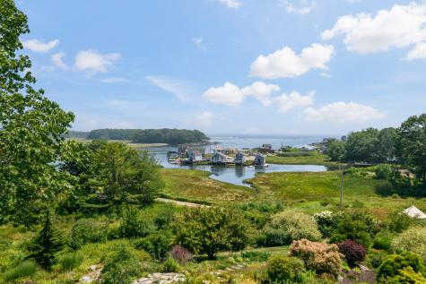 18 Nehoc Lane Kennebunkport ME 04046