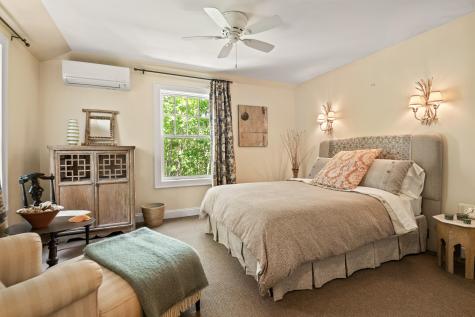 18 Nehoc Lane Kennebunkport ME 04046