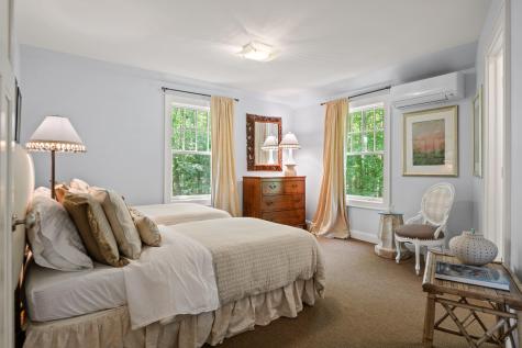 18 Nehoc Lane Kennebunkport ME 04046