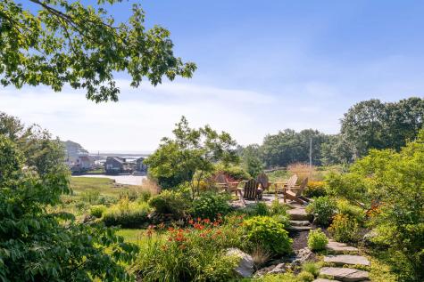 18 Nehoc Lane Kennebunkport ME 04046