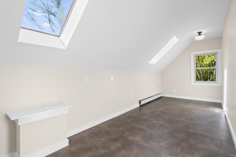 143 White Road Bowdoinham ME 04008