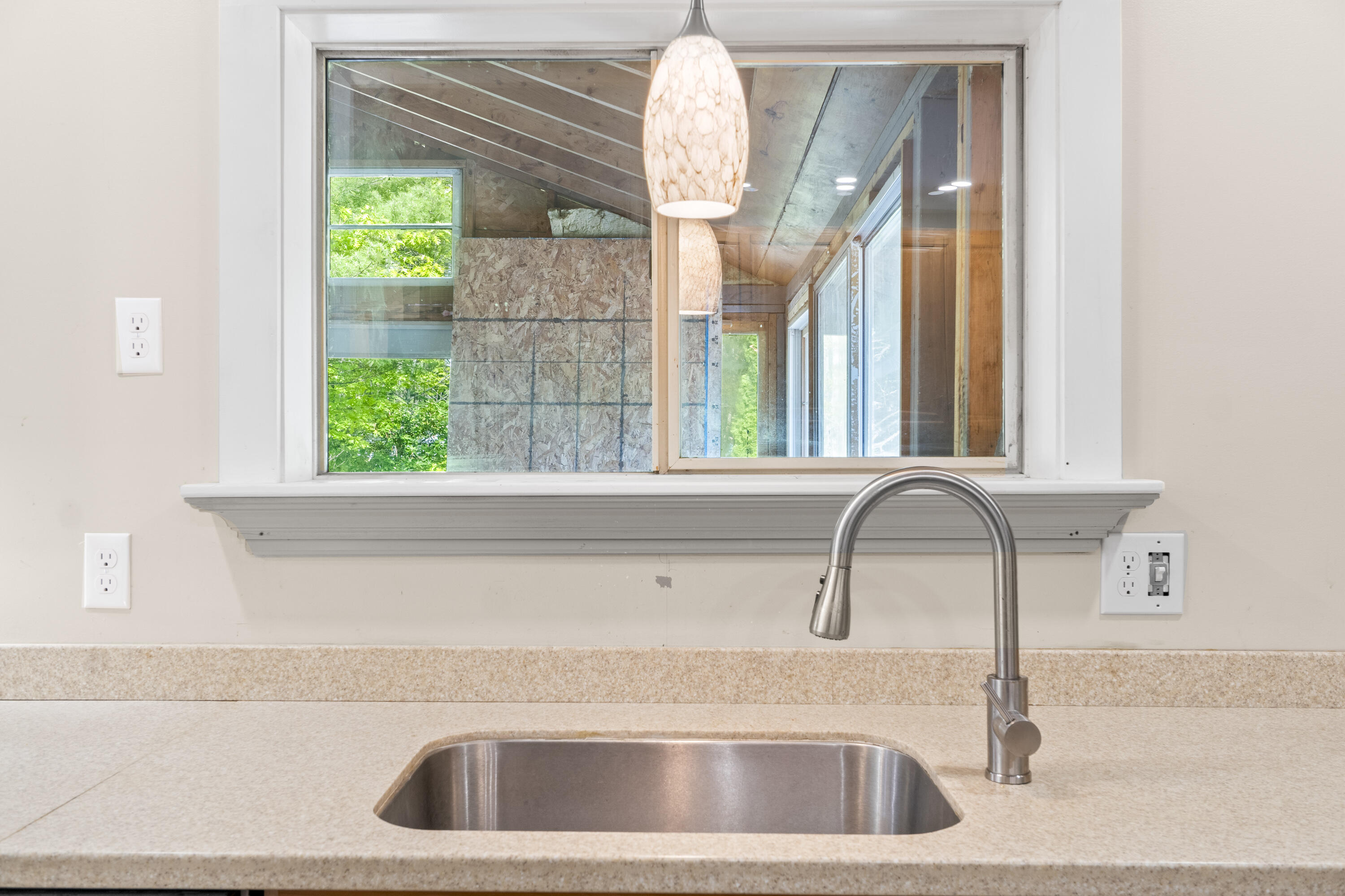 143 White Road Bowdoinham ME 04008