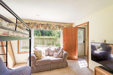 167 Riga Road China ME 04358