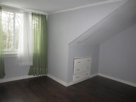 49 Old Farm Road Lewiston ME 04240