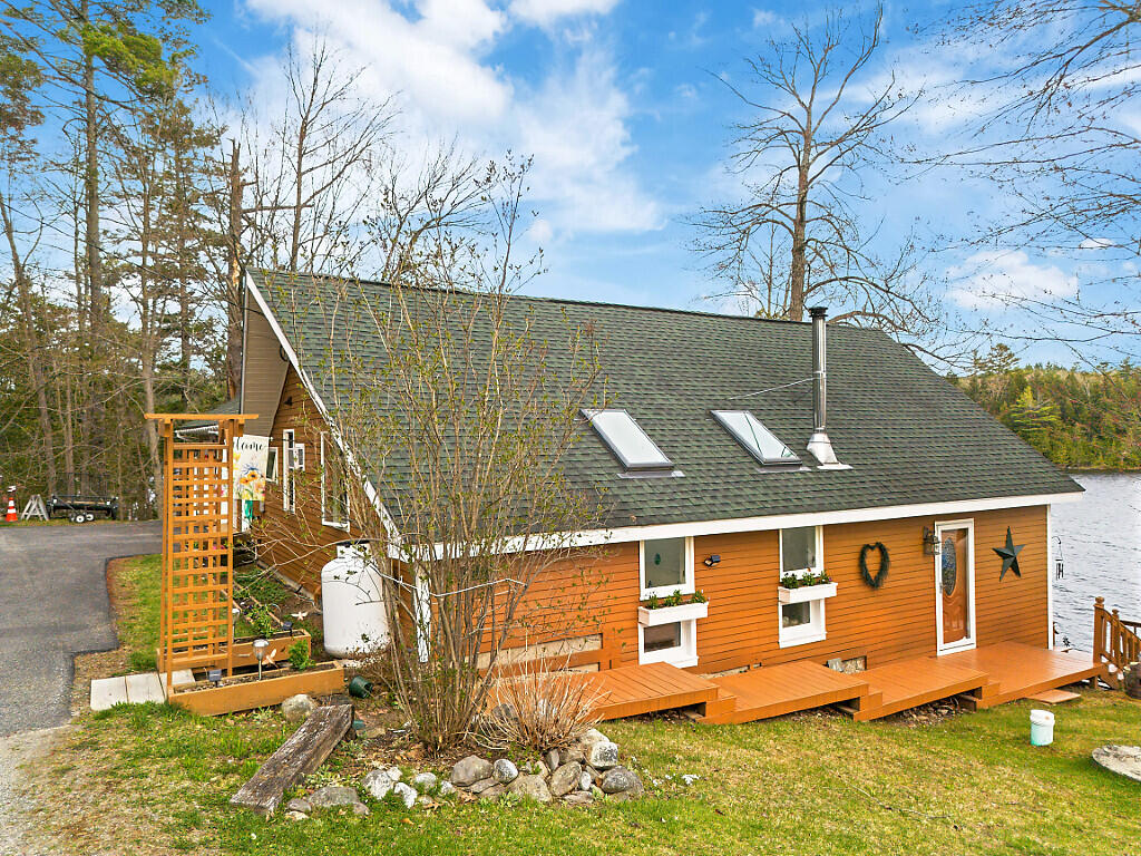 55 Stedman Lane W Hartland ME 04943