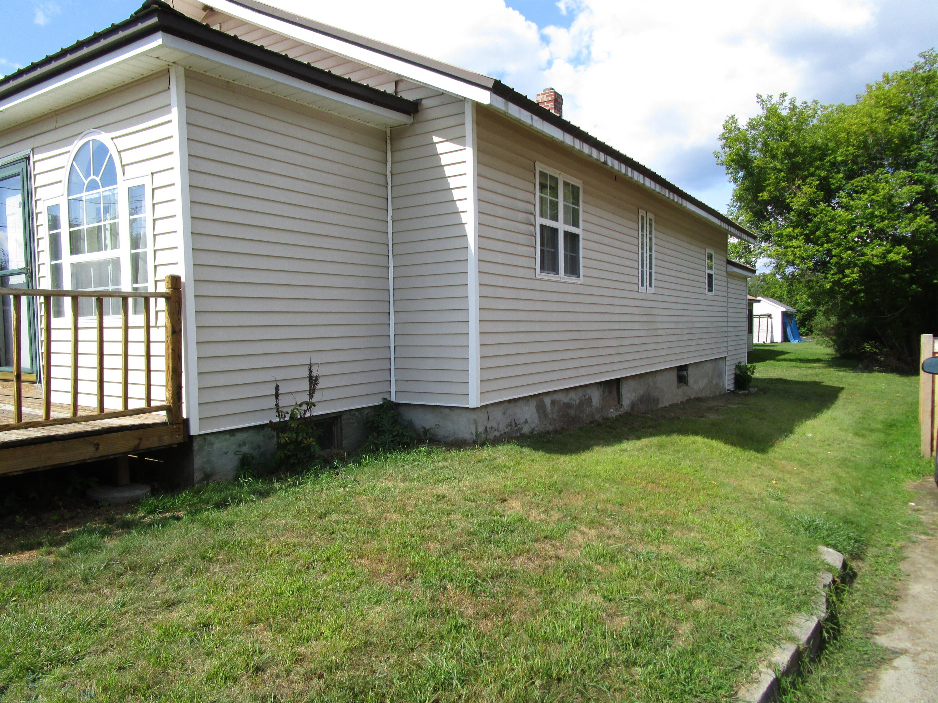 10 York Street Howland ME 04448
