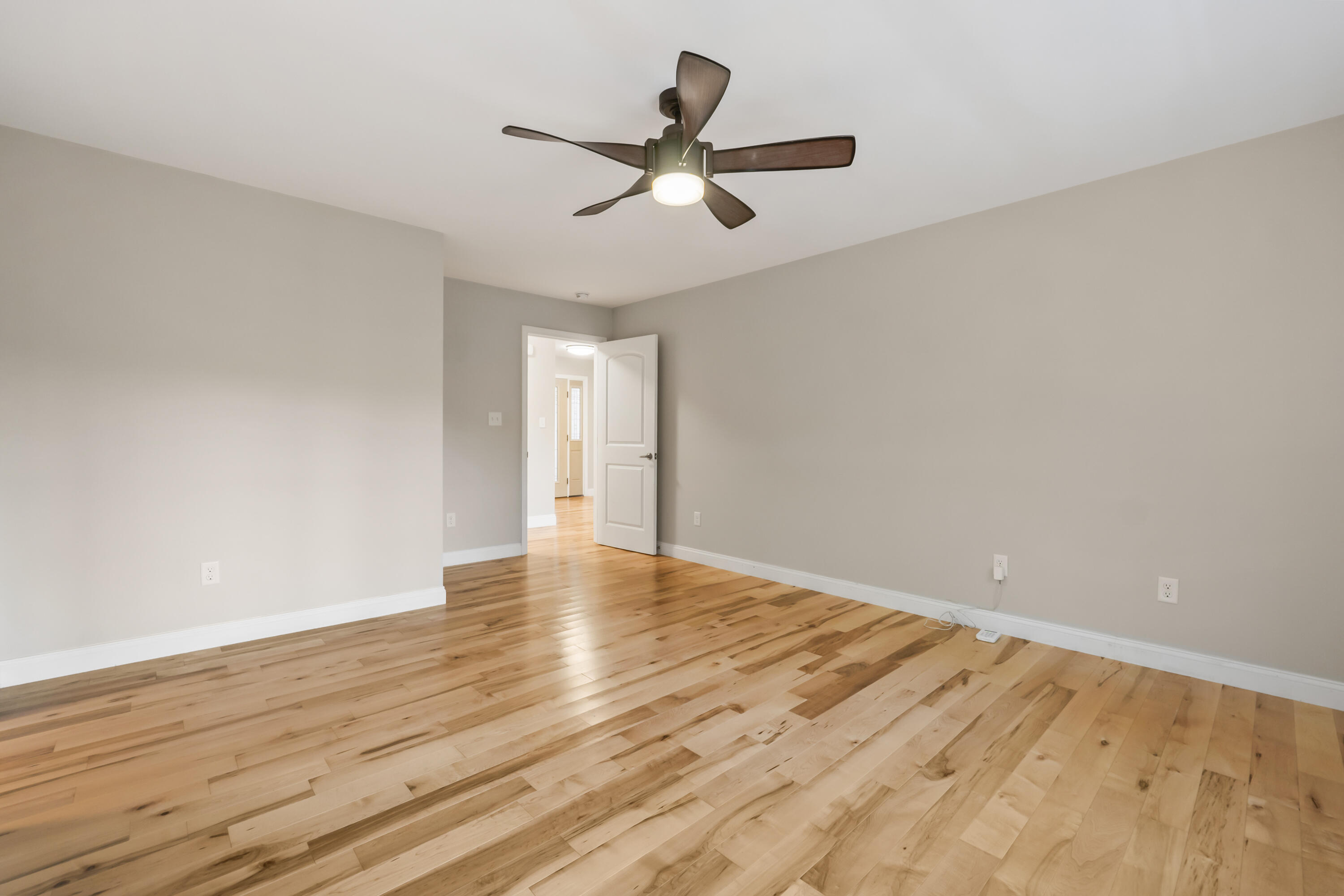 50 Island Road Limerick ME 04048