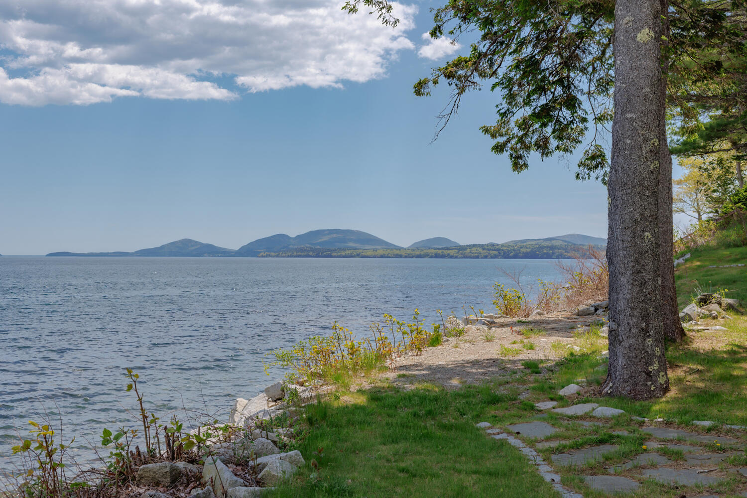 20 Lorimer Road Lamoine ME 04605