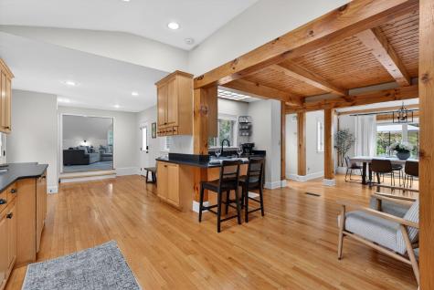 71-72 Quarry Cove Road Raymond ME 04071