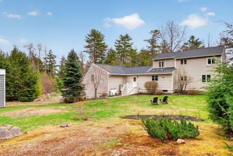 71-72 Quarry Cove Road Raymond ME 04071