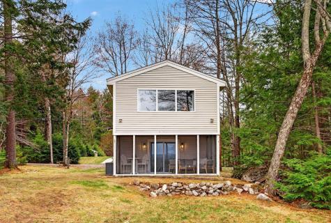 71-72 Quarry Cove Road Raymond ME 04071