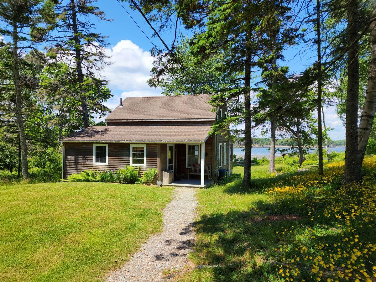 138 Hewes Point Road Islesboro ME 04848