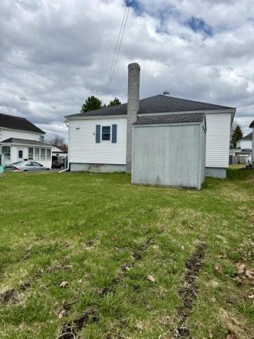 165 12th Avenue Madawaska ME 04756