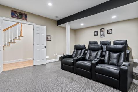 5 Heron Drive York ME 03909