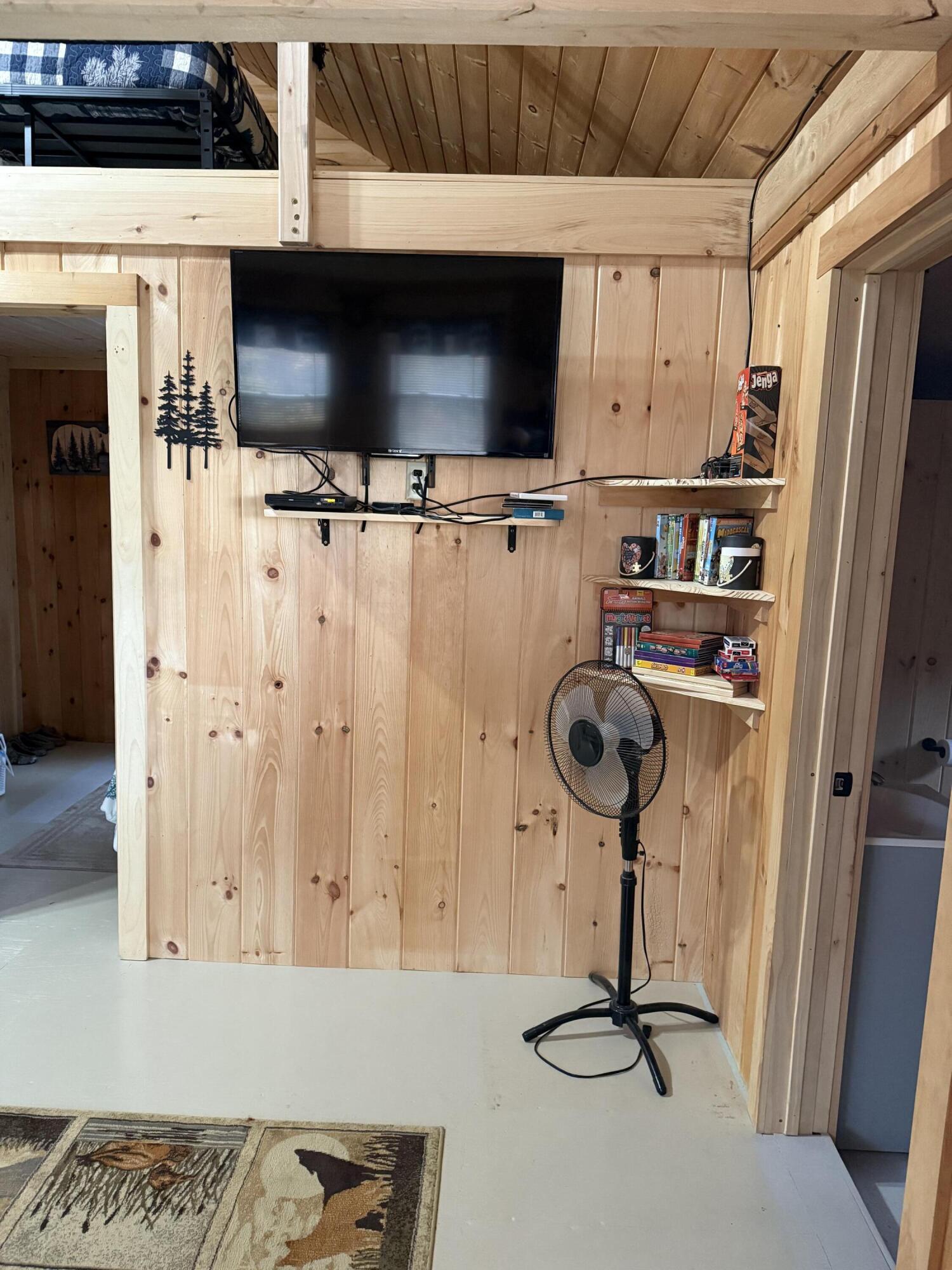 131 Thurston Road Cornville ME 04976