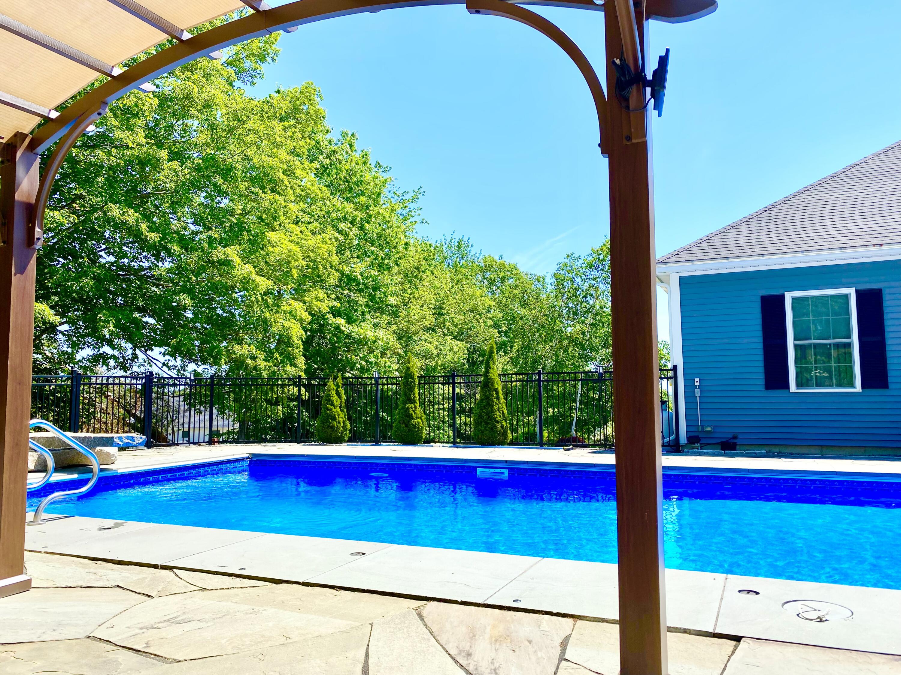 1 Deer Hill Lane Hampden ME 04444
