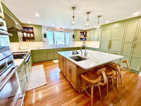 1 Deer Hill Lane Hampden ME 04444