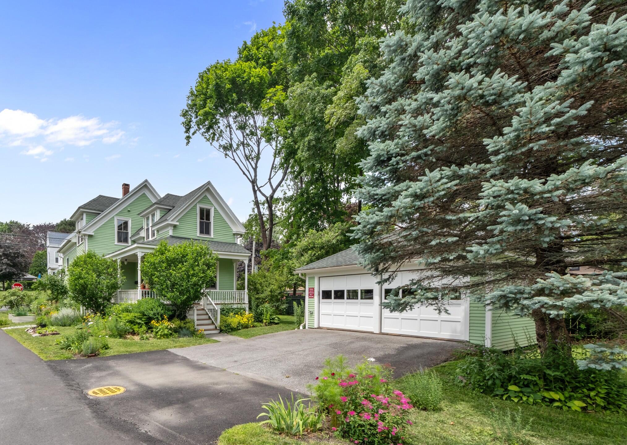 9 Lincoln Street Rockland ME 04841