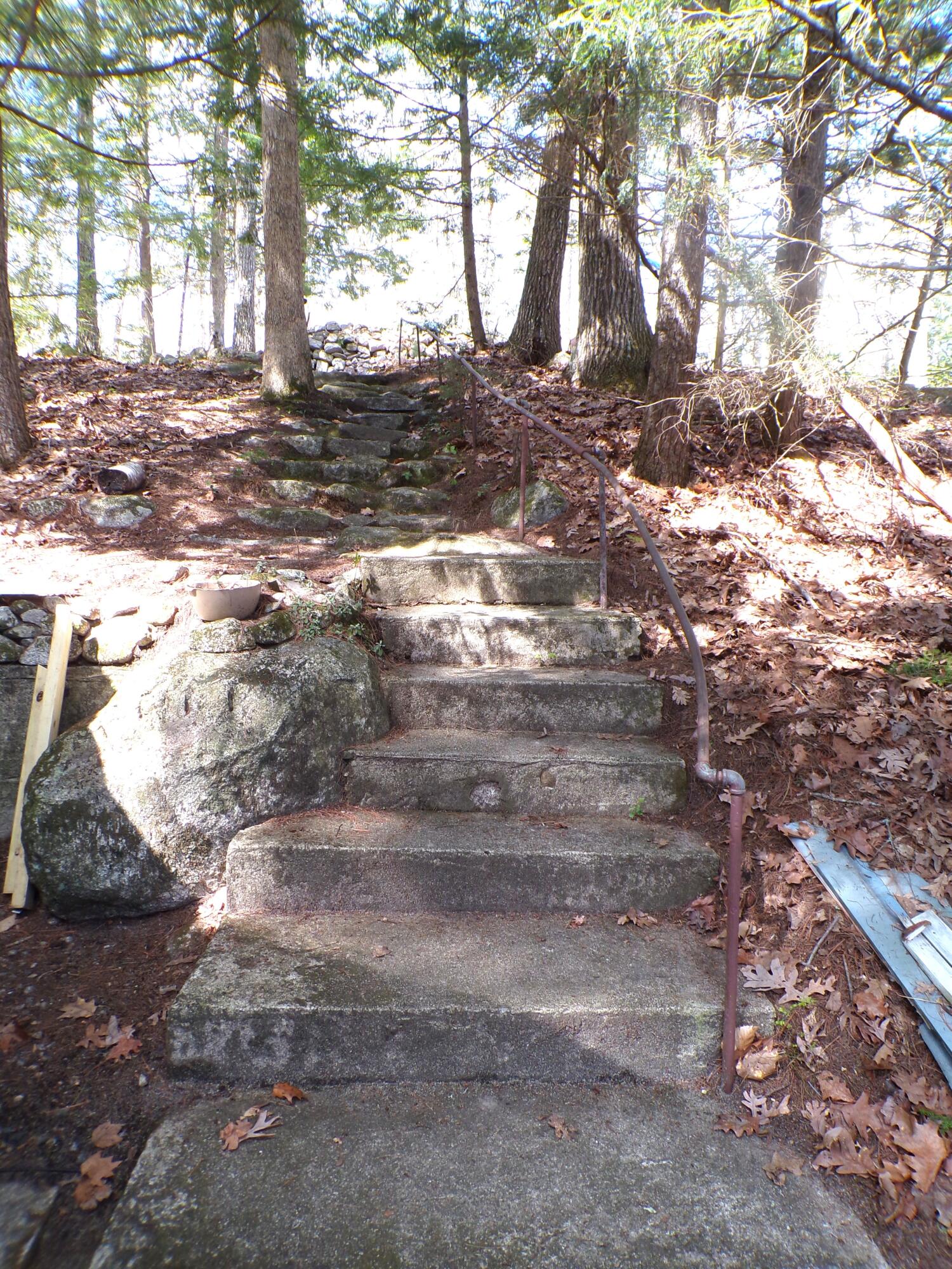 64 Lakeside Drive Raymond ME 04071